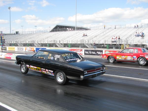 Wade Owens 6
St. Louis - NHRA National Open 2009
The 2nd Final Round with the new car! We won this race just two weeks after loosing in Memphis in the Final Round.