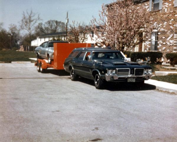 W-30 car hauler-this thing was a great tow rig.  70 W-30 drivetrain sourced from a local total, Hood from Key Olds (cols, ohio) parts dept, where my brother worked