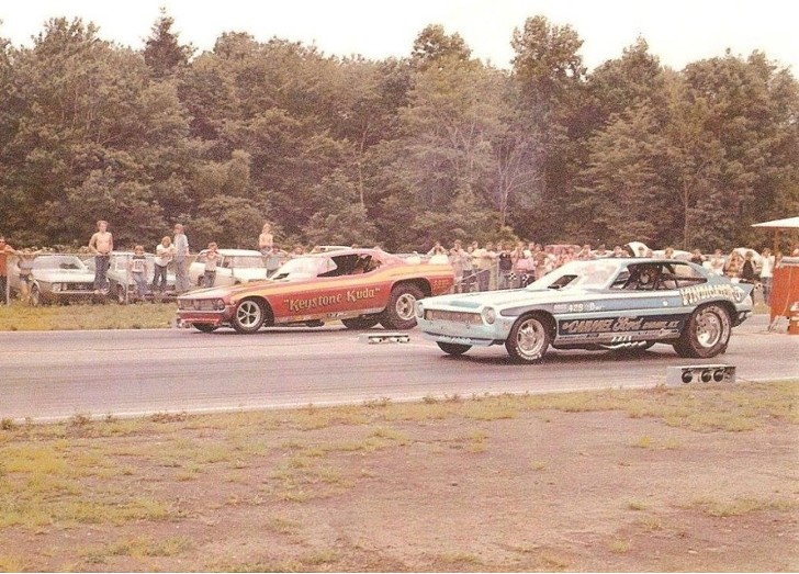 Vindicator 5 Pinto vs Keystone Cuda at Beaver Springs Dragway...2016 Drag Times East Coast Hall of Fame...INDUCTEE !!!   the...1973 Cars Magazine Meet Champion Atco NJ...vs Joe Amato/Keystone 'Kuda in final...BEST funny car ever had...HUGE Winner...up & down the eastern seaboard...major league budget...Boss 429.Can Am 494 exotic stuff willingly "sacrificed" as needed !!! Wayne Gapp...Jack Roush...on a conveyor belt with fresh engine equipment regularly !!!