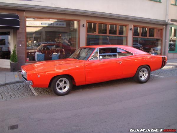 Dodge Charger 1968 with a ProCharger 426 wedge